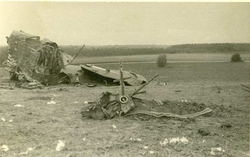 Whitley N1380 DY-R crash site